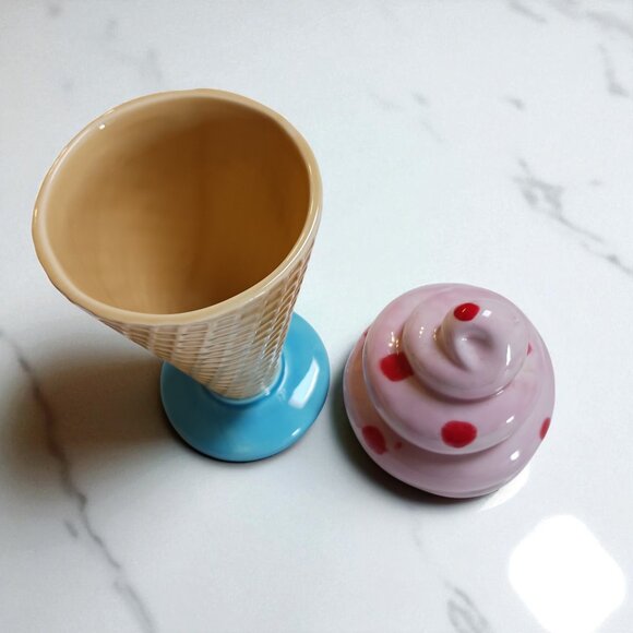 Vintage Japanese Ceramic Ice Cream Cone Trinket Dish – Mid-Century Kitsch - Picture 4 of 9